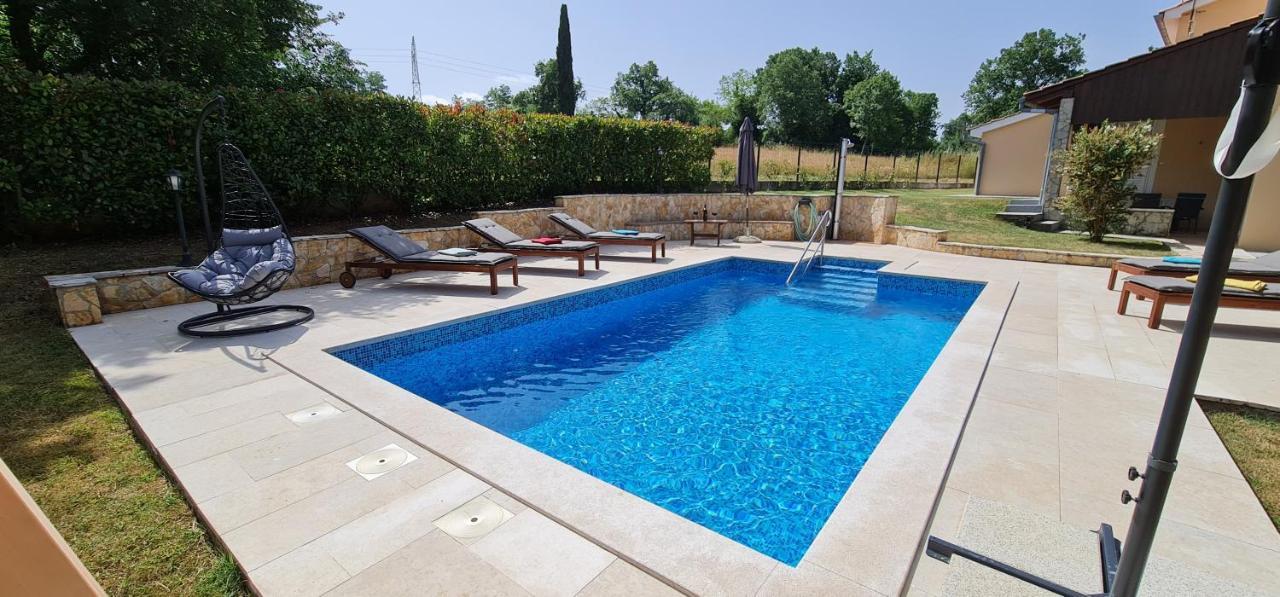 Sunny Garden Villa With Pool Loborika Dış mekan fotoğraf