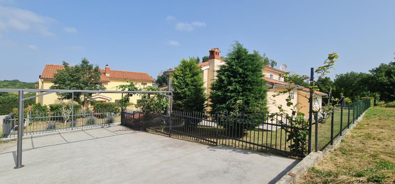 Sunny Garden Villa With Pool Loborika Dış mekan fotoğraf
